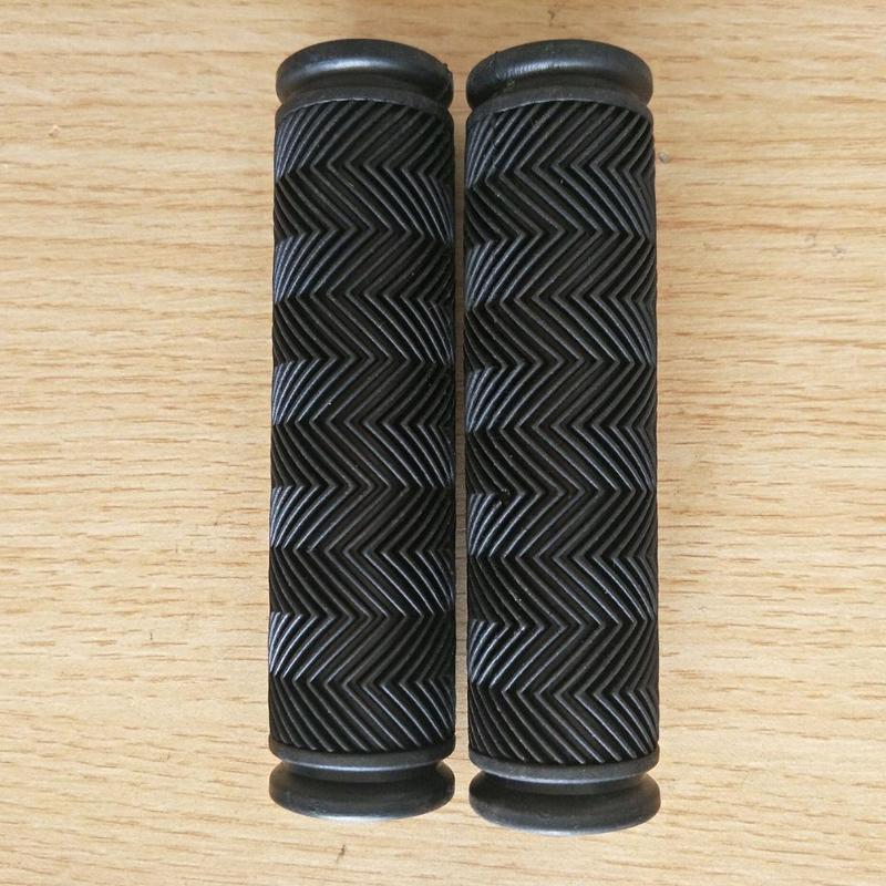 2pcs Anti-Slip Soft Rubber Mountain Bicycle Handlebar Cover Outdoor Sports Cycling MTB Cycling Bike Handle Bike Handlebar-ebowsos