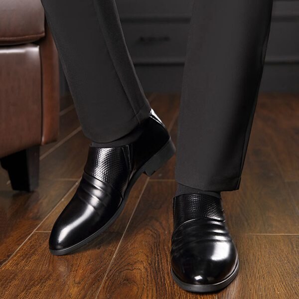 Business Groom's Wedding Shoes, Breathable Sharp Leather Shoes, Men's Korean Casual Men's Shoes - ebowsos