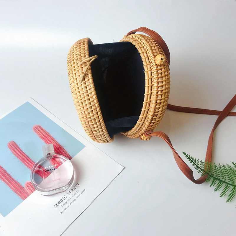 Gril Bag Handwoven Bali Round Retro Rattan Straw Beach Crossbody Bag Tops(B) - ebowsos