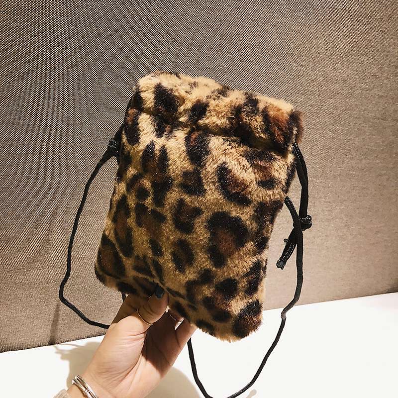 New Fashion Ladies Leopard Drawstring Bag Personality Diagonal Bag Ladies Unique Candy Package - ebowsos