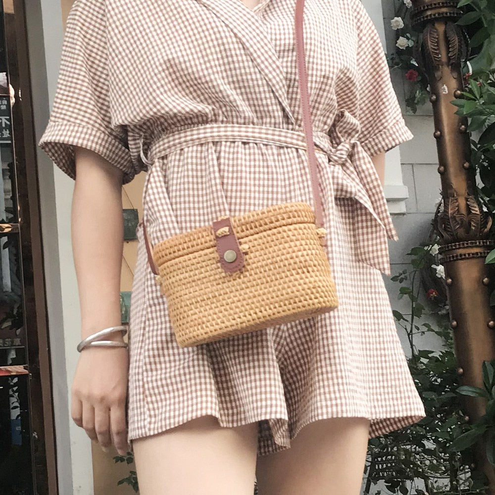 Rattan Beach Basket Bag Retro Hand-Woven Straw Crossbody Bag Pu Strap Box Shape Small Handbags Nurse Bag - ebowsos