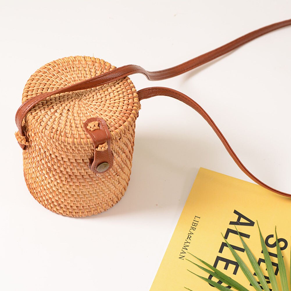 Round Woven Bag,Hand Woven Rattan Bag With Leather Strap Braided Women Crossbody Bag Chic Retro Summer Beach Shoulder Bag - ebowsos